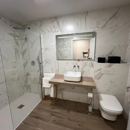 Apartman Vivienda Ronda Muralla A Estrenar