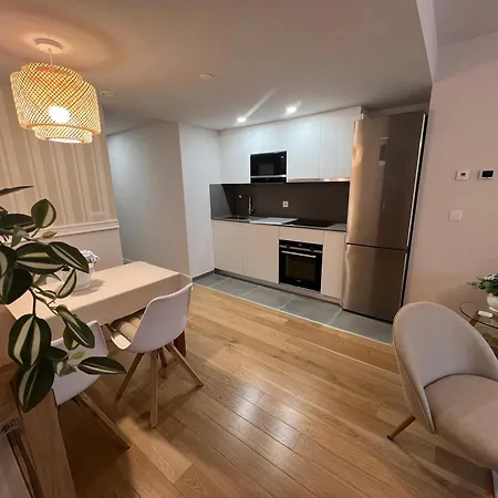 Vivienda Ronda Muralla A Estrenar Apartment Lugo